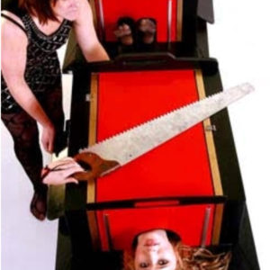 THIN MODEL LADY CUTTING