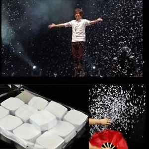 SNOW FALL / CONFETTI SNOW STORM / WINTER TIMES IN CHINA (SET OF 10)