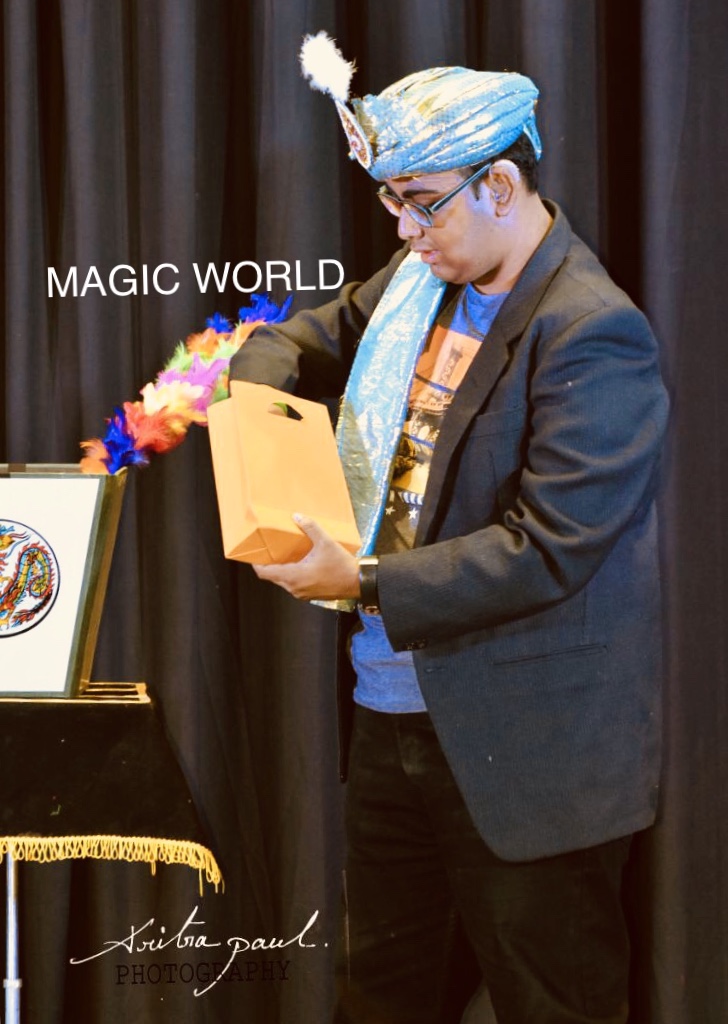 Magician Dattyatreyo at Magic World Annnual Prog