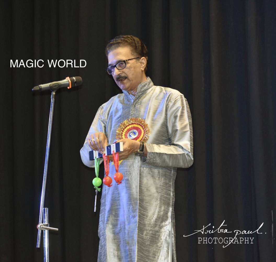 Magician Gora Dutta at Magic World Prog
