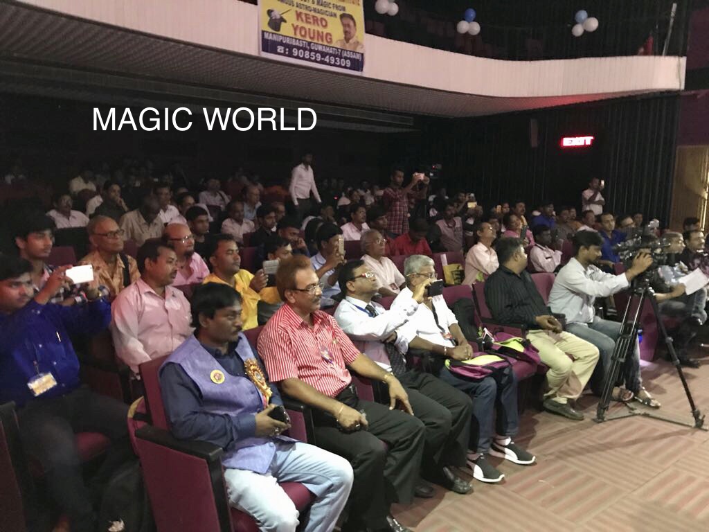 Magic Show at Moulali Yuva Kendra of Magician A.Sarkar & team Magic World