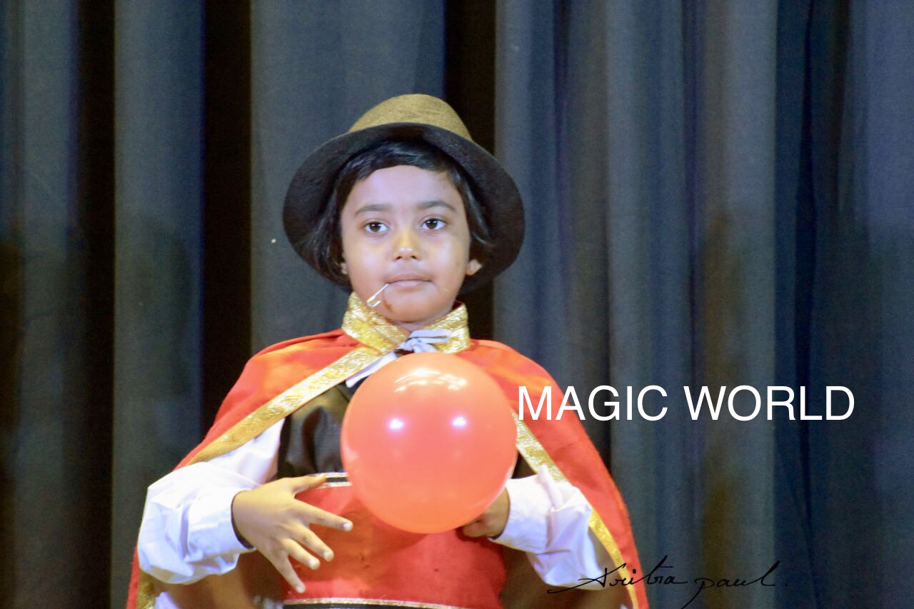 Magician Priyanka Paul at Magic World Prog