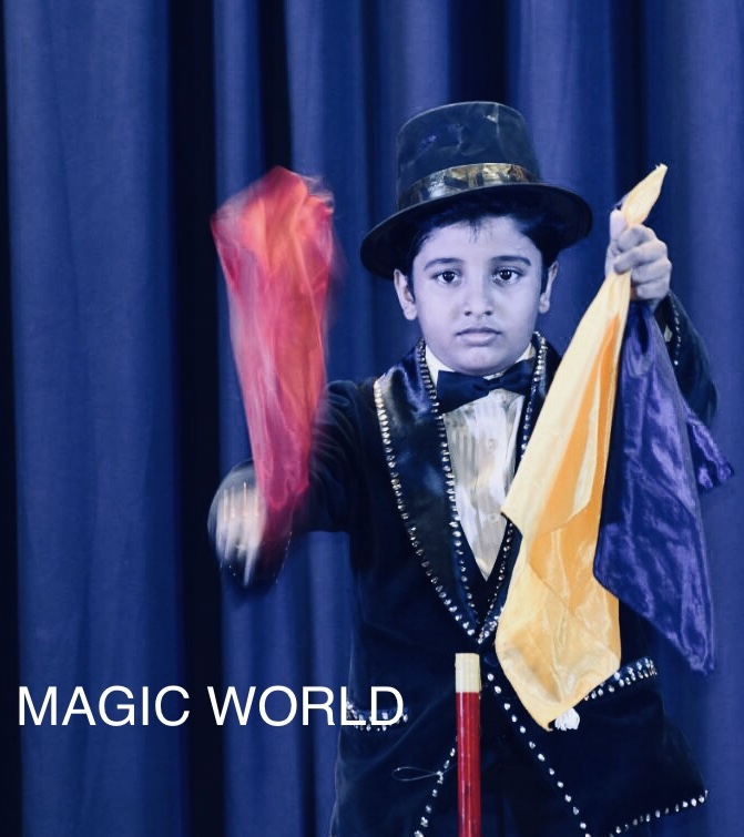 Magician Anirban Paul at Magic World prog