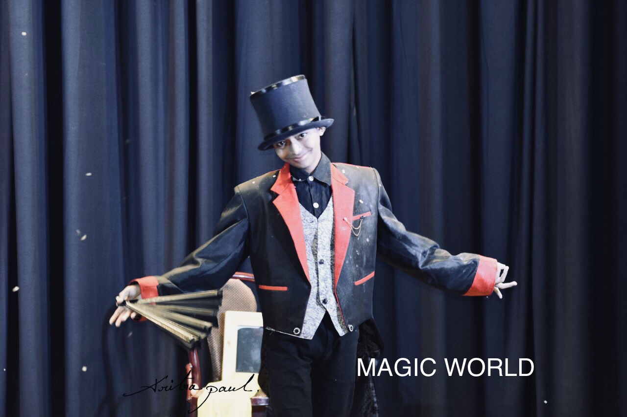Magician Agnikalpa Emon at Magic World Prog