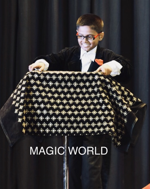 Magician Prothom Dey at Magic World prog