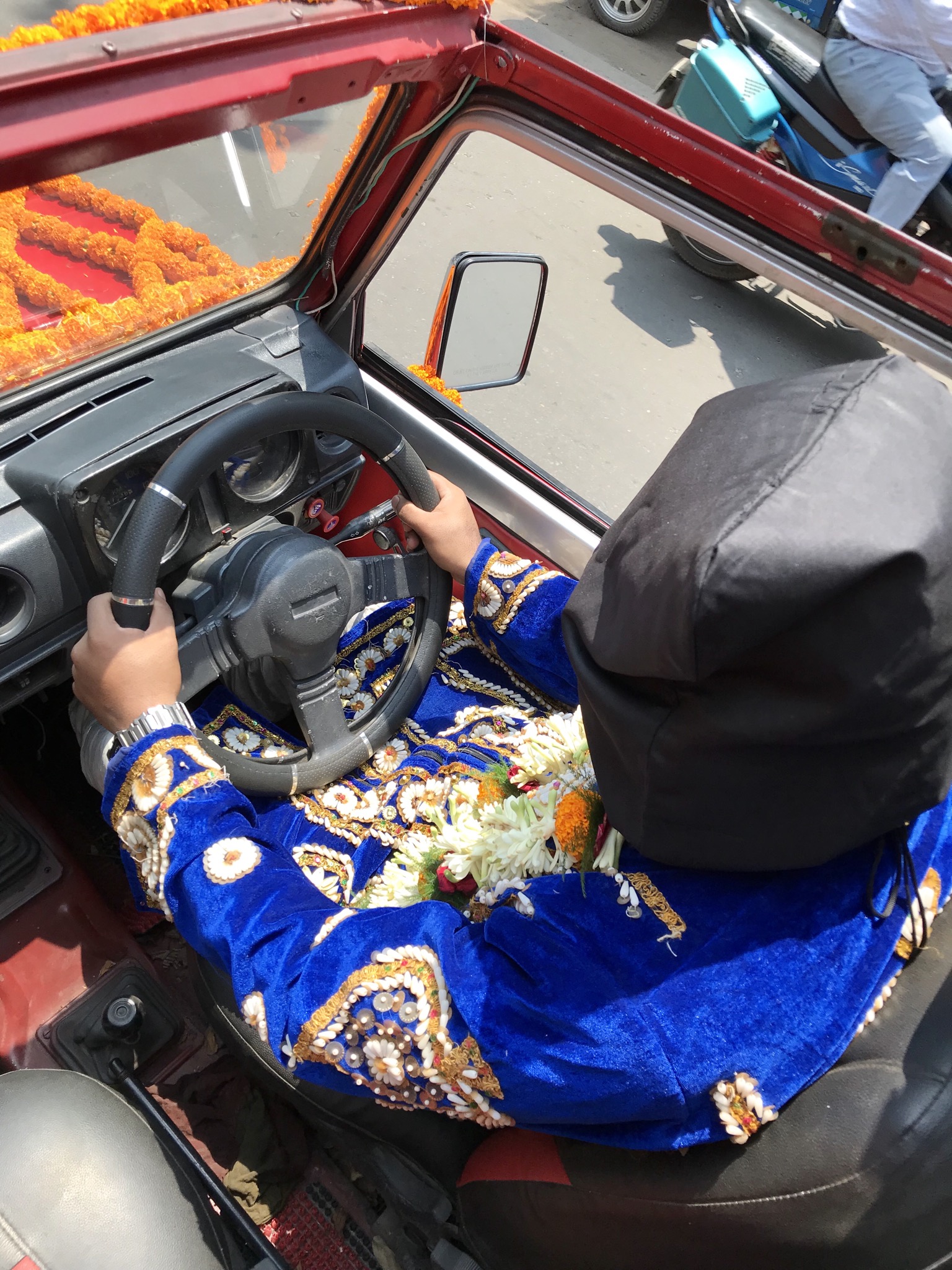 Blind Fold Car Drive by Magician A Sarkar at Raniganj