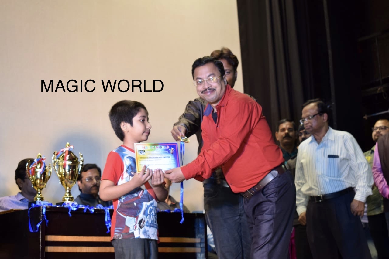 Magician Sarbajit at Magic World Annual Magic Prog-2019
