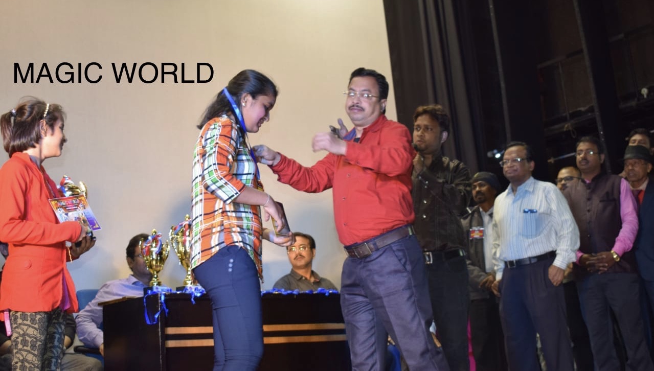 Magician Anuska at Magic World Annual Magic Prog-2019