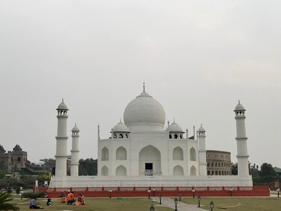 Magic World Picnic 2018 at Eco Park