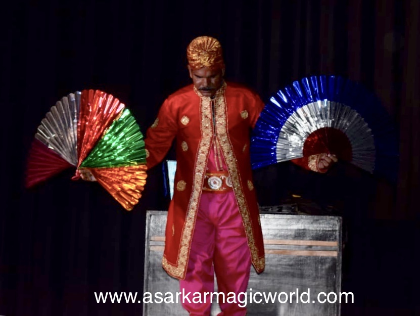 Magician Mrityunjoy Halder at Magic World Annual Magic Prog 2019