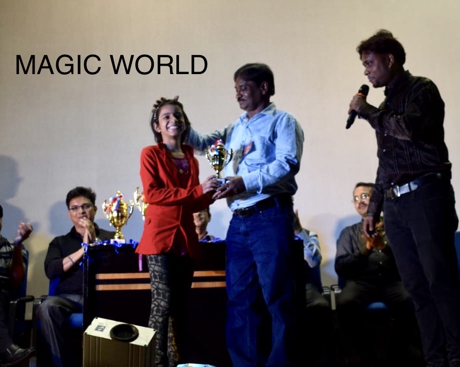 Magician Suniska Sarkar at Magic World Annual Magic Prog-2019