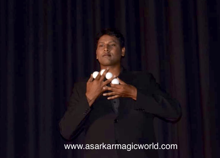 Magician Supriya Das at Magic World Annual Magic Prog 2019