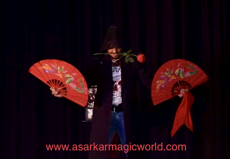 Magician Amazing David Nobo at Magic World Annual Magic Prog 2019