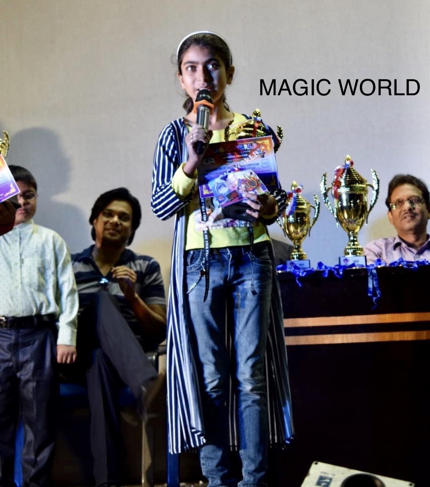 Magician Moon Saha at Magic World Annual Magic Prog-2019