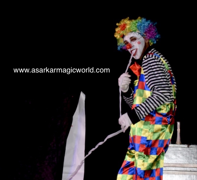 Magician Rakesh Singh at Magic World Annual Magic Prog 2019