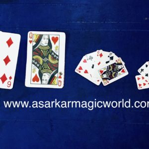 DIMINISING / SHRINKING CARD MAGIC