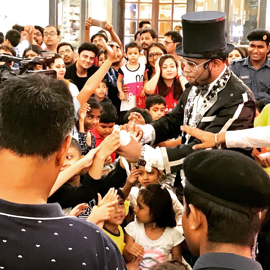 Magician A.Sarkar at South City Mall show
