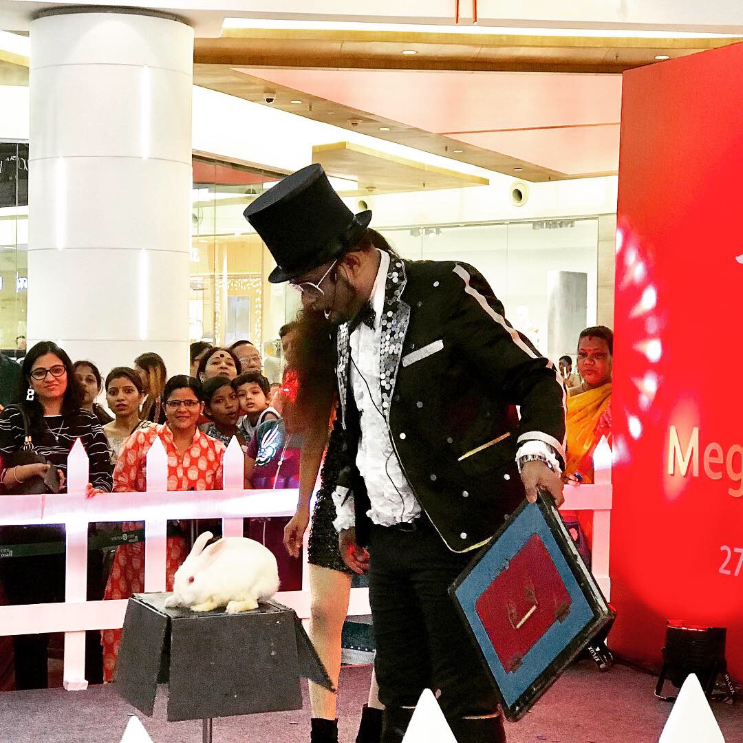 Magician A.Sarkar at South City Mall show