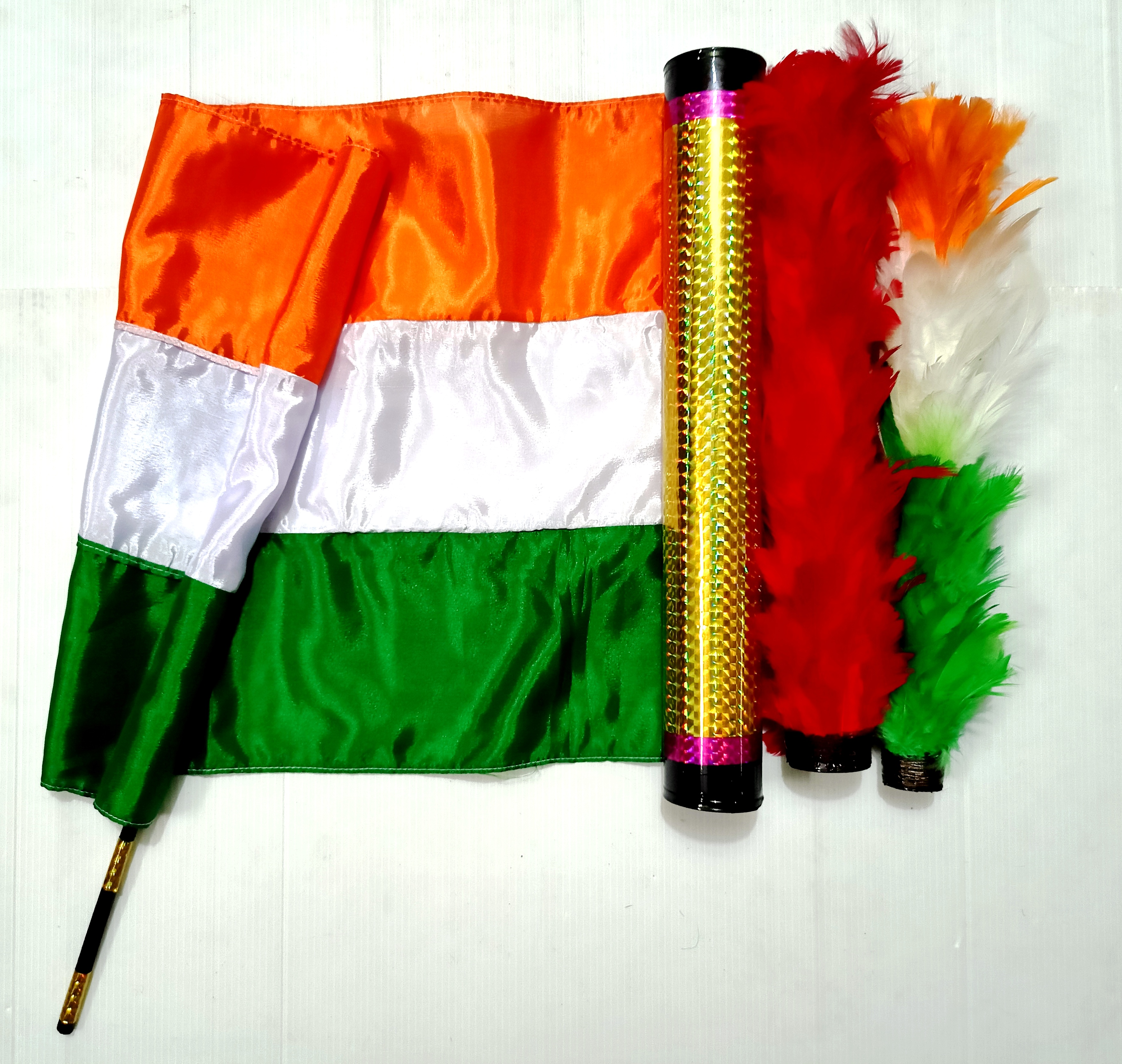 FEATHER DUSTER TO FLAG MAGIC