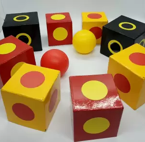 TRANSPOSING CUBES TO BALLS MAGIC TRICK / TRANSFERING DICES TO BALLS MAGIC TRICK